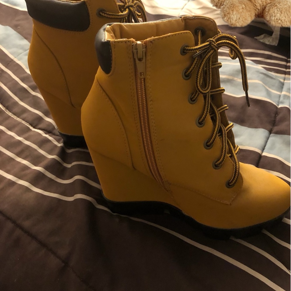 Wedge Tan Ankle Boots - Picture 3 of 3